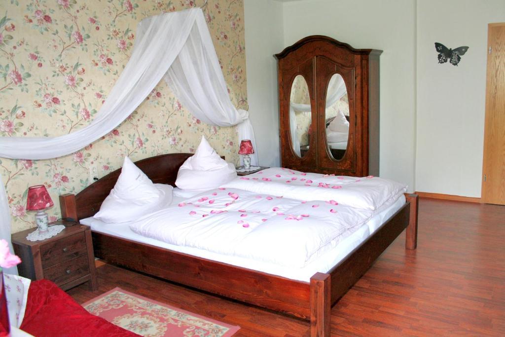 Pension Sonnenhuegel Markersdorf Room photo